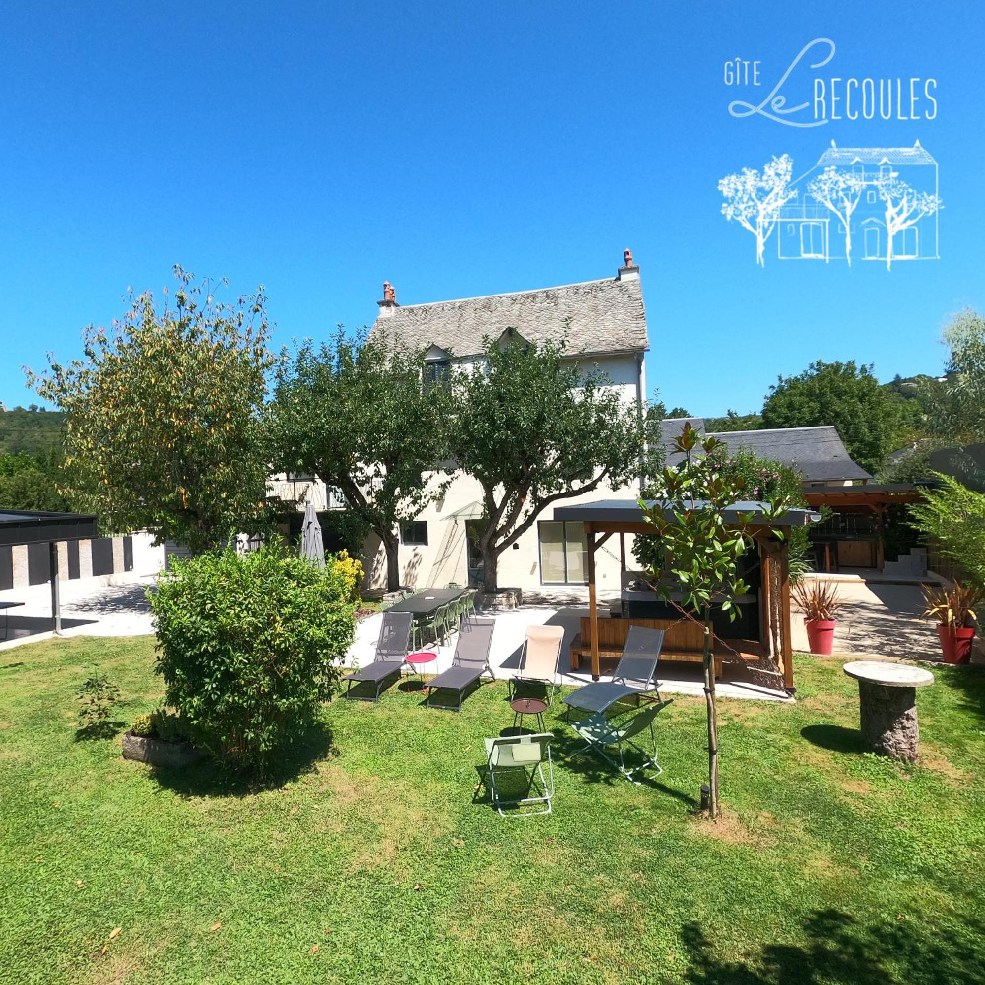 Gite Le Recoules Villa เอสปาลิยง ภายนอก รูปภาพ